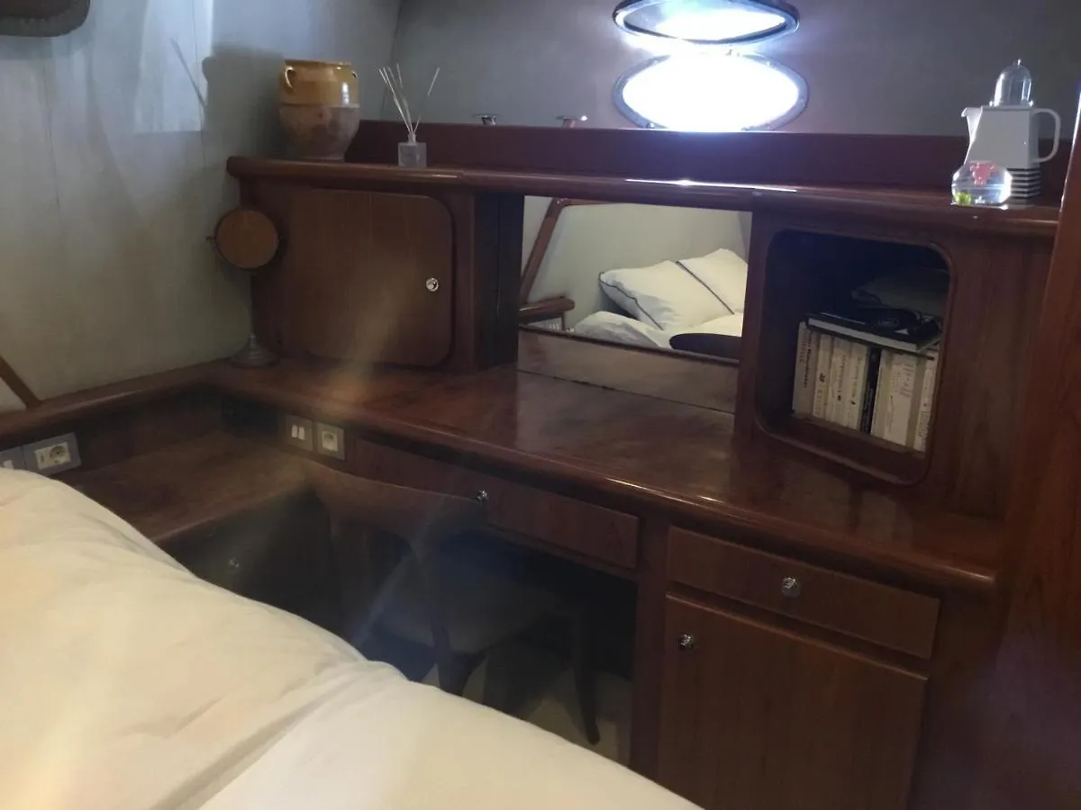 The Boathouse Apartment Malaga