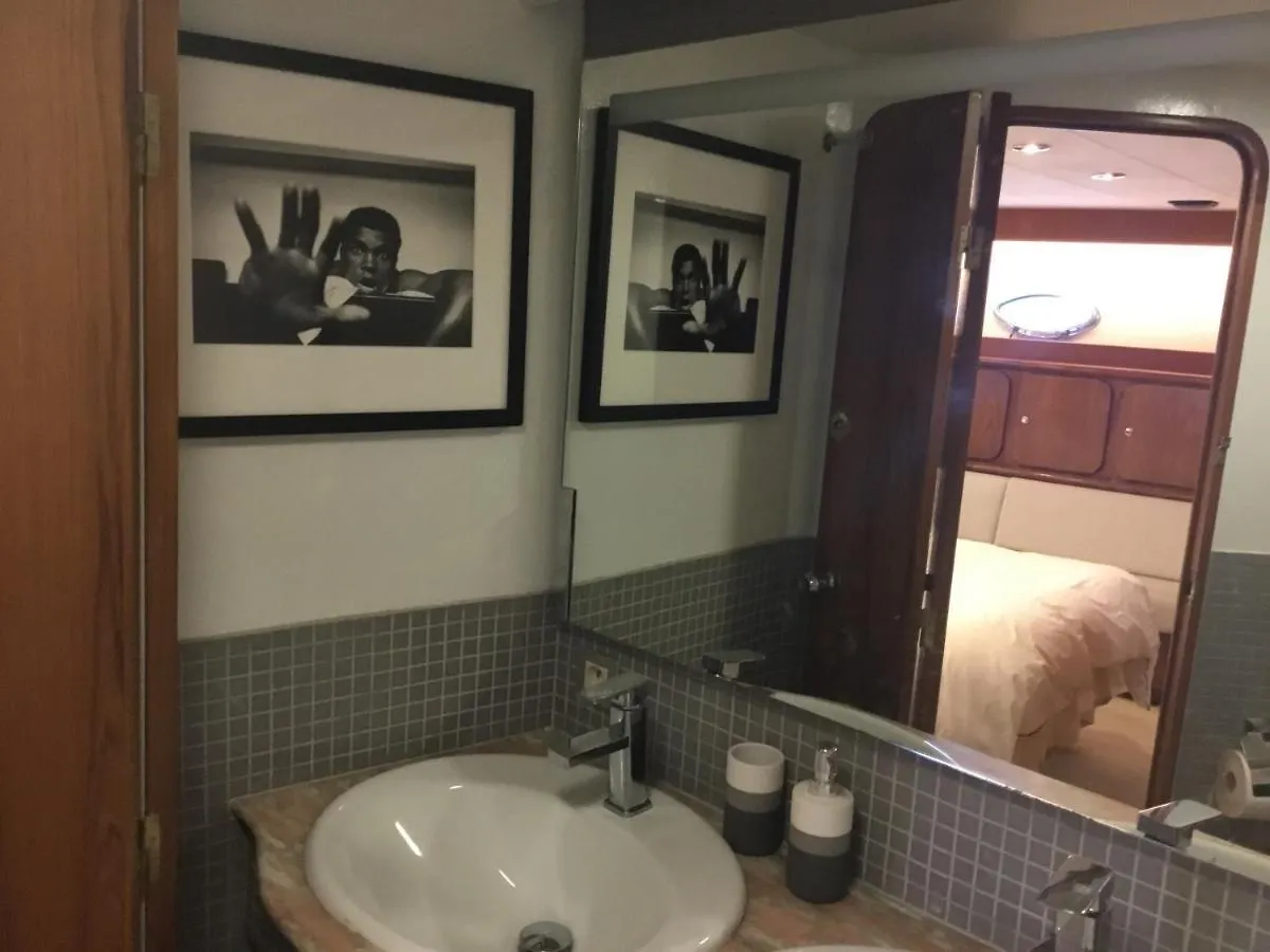 The Boathouse Apartment Malaga