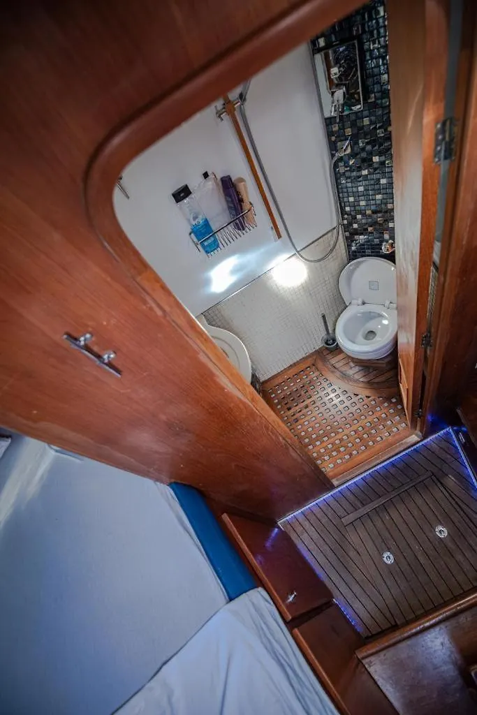 The Boathouse Apartment Malaga